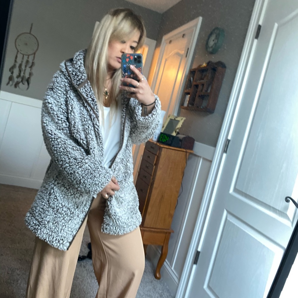 • cozy dark brown marled cardisweater